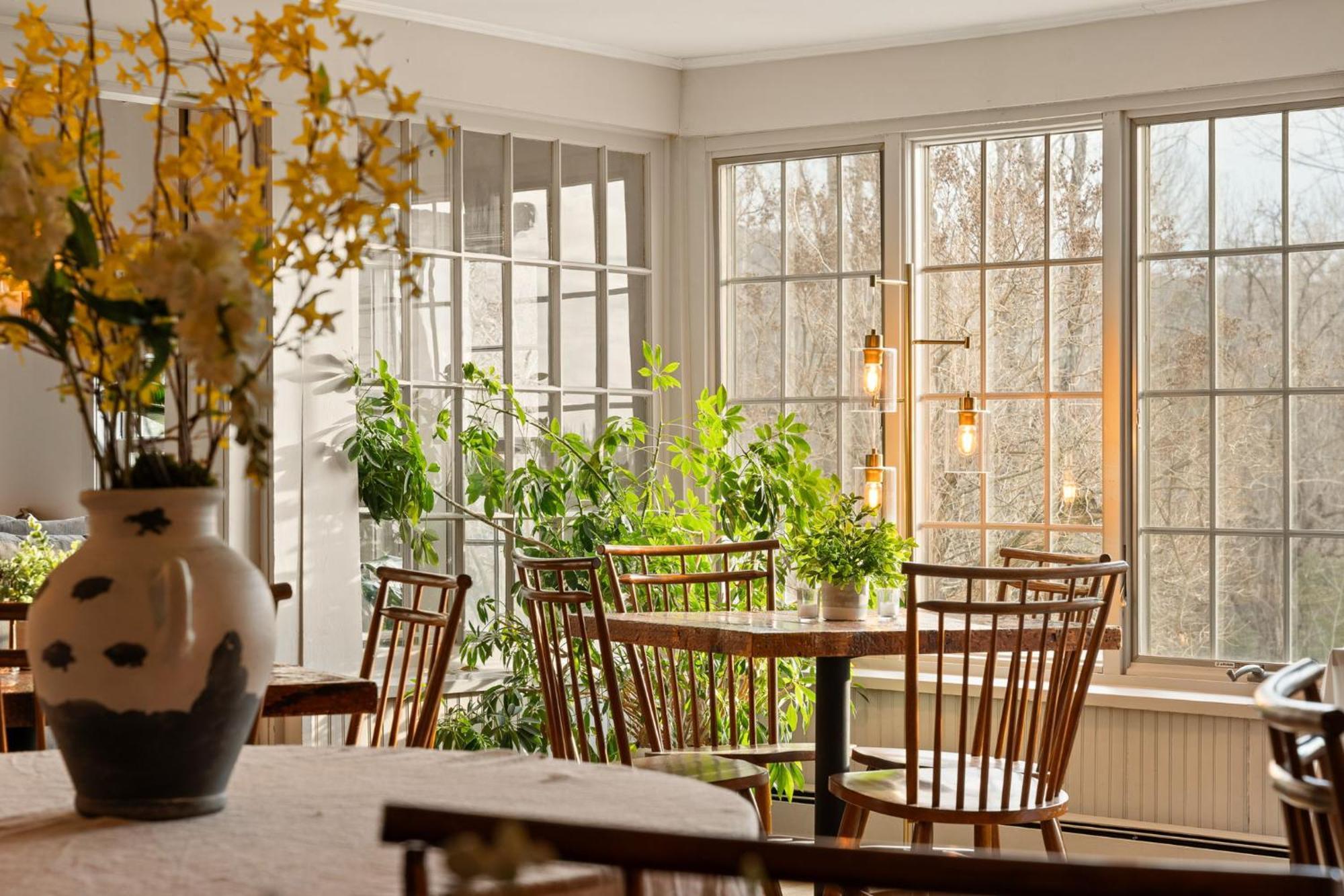 Red Clover Inn Mendon Екстериор снимка